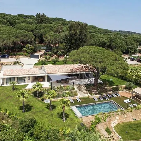 Luxury For 14 People With Swimming Pool Ramatuelle